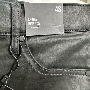 Express skinny, high rise leather jeans. Size 4s